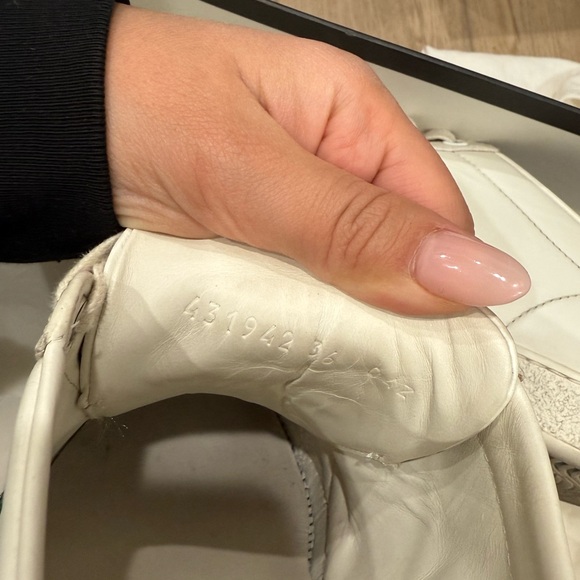 GUCCI Sneakers - Picture 6 of 6